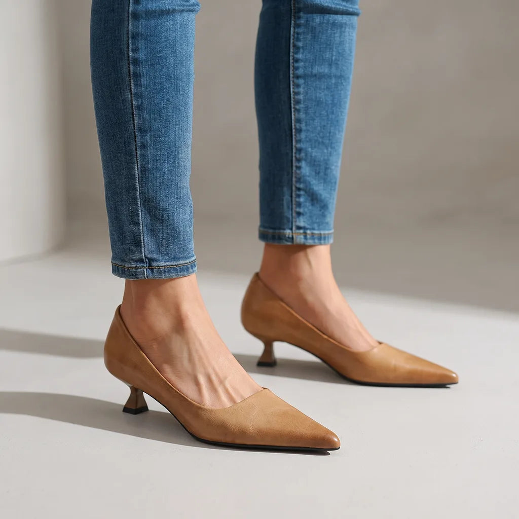 Women's Beige Imogen Pointed Leather Pumps