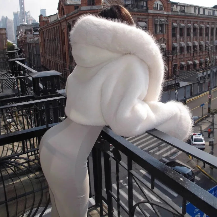Fiona | Women's Hooded Faux Fur Winter Jacket - White