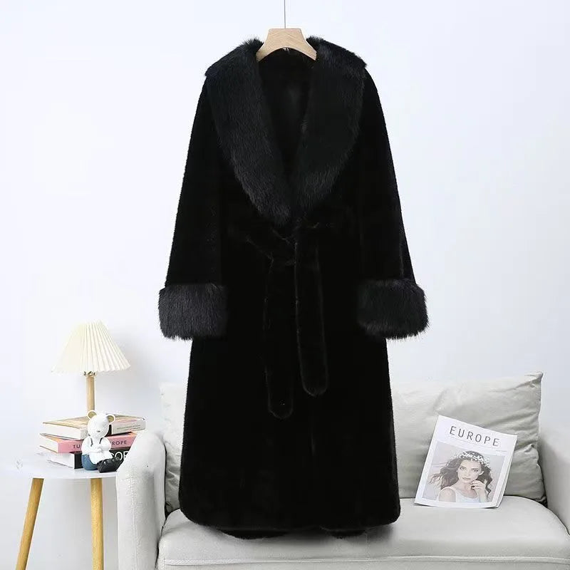 Lyra | Women's Long Fur-Collar Winter Coat - Size:XS;Color:Black