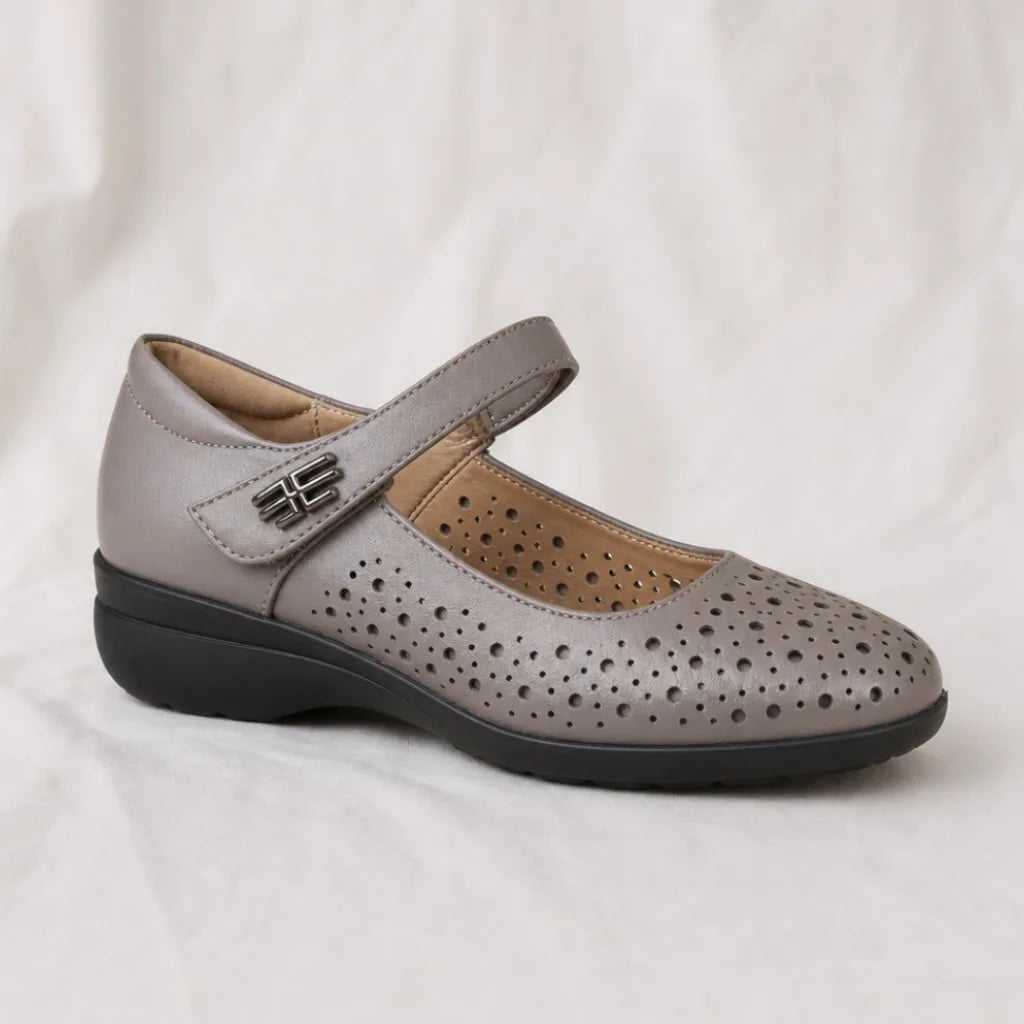 Women's Redgrave Leather Cut-Out Sandals
