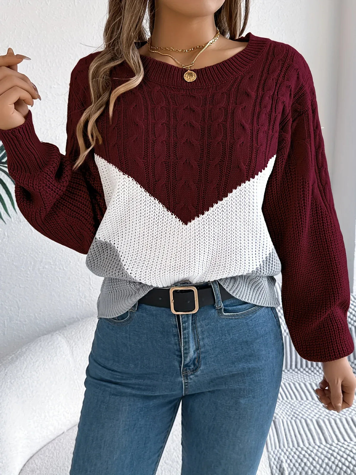 Women's Color-Block Round Neck Sweater red3.webp