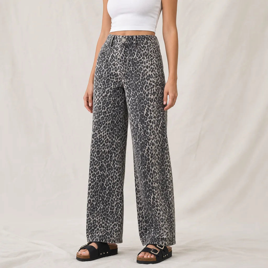Women's LC7876128-P220 Stein Leopard Straight Jeans