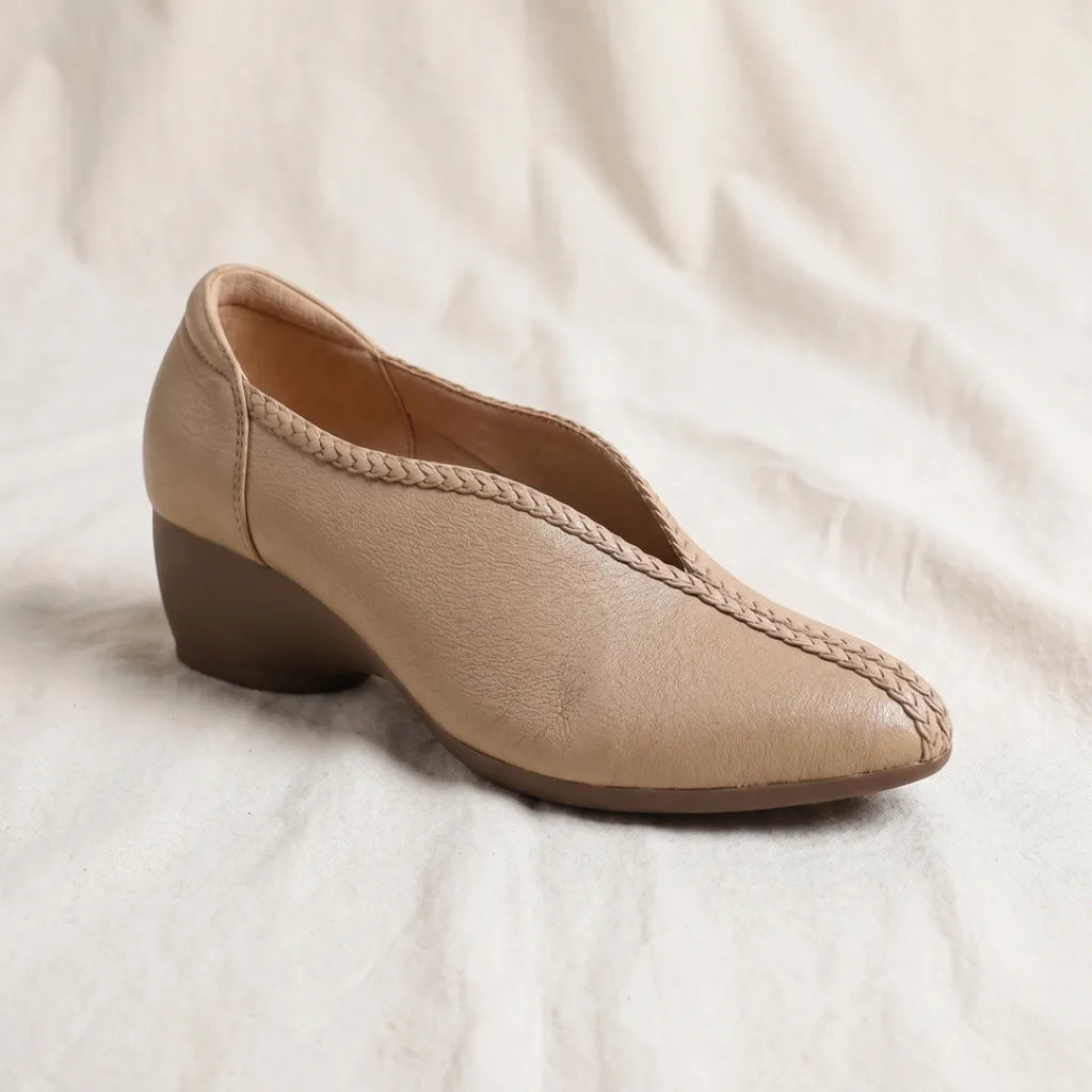 Women's Wyeth Chunky Heel Pumps