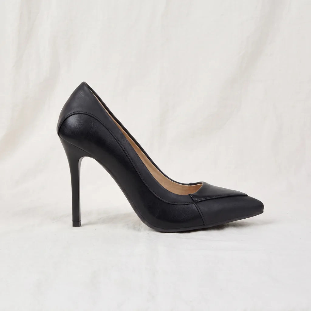 Women's Wolsey Colorblock Pointed Pumps