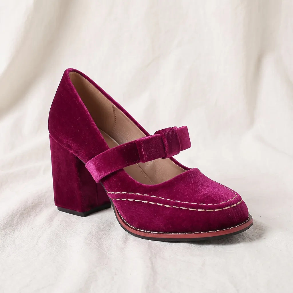 Women's Red Emilia Bow Heeled Pumps