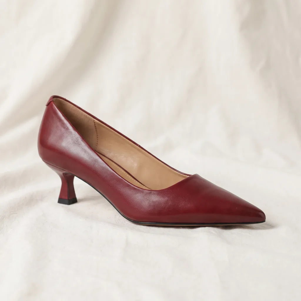 Cara Pointed Pumps - Color:Red;Size:35