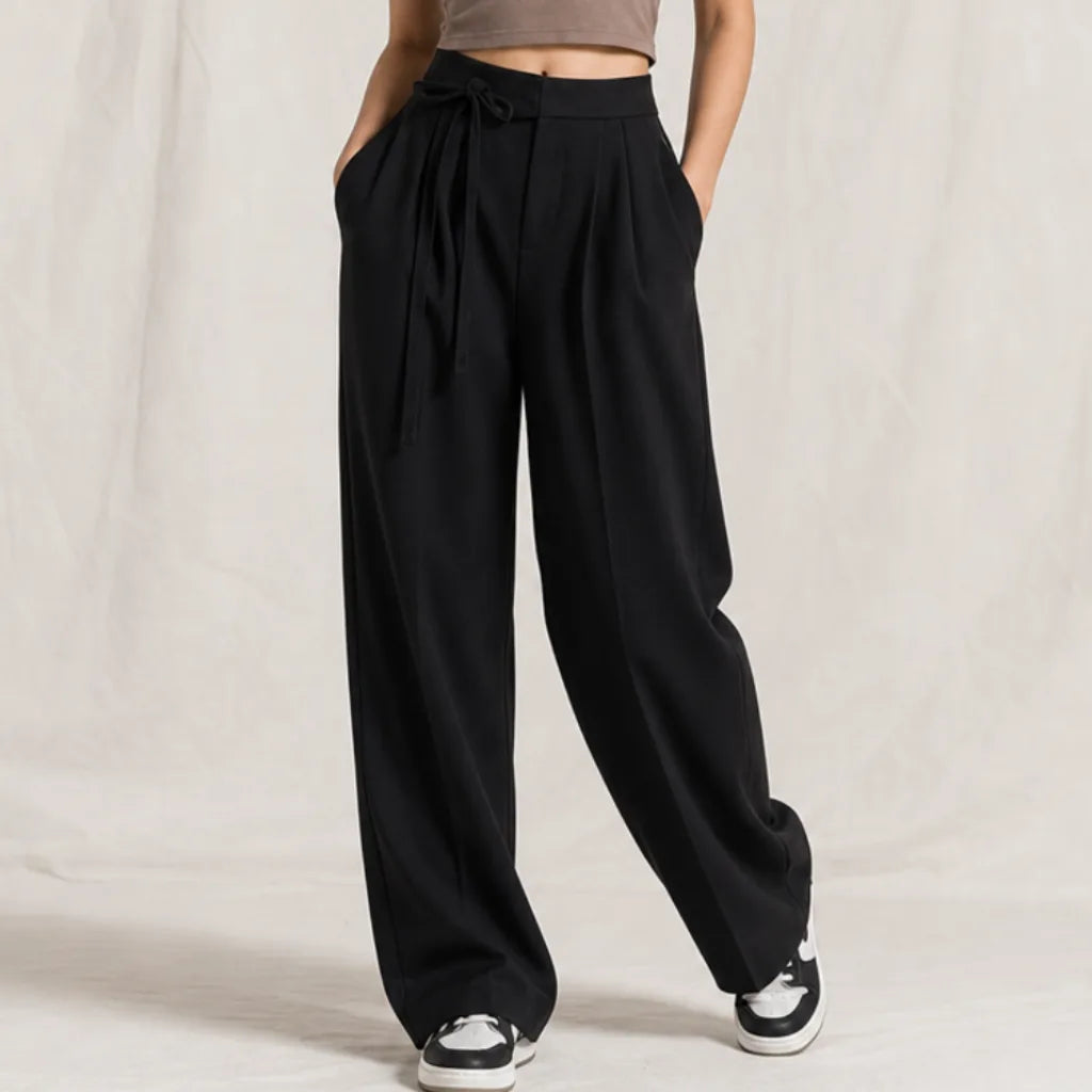 Daphne Pleated Straight Pants