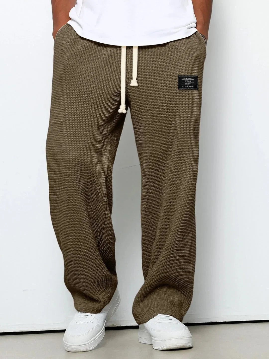 Easton | Men's Relaxed Trousers - Size:XS;Color:Dark Brown