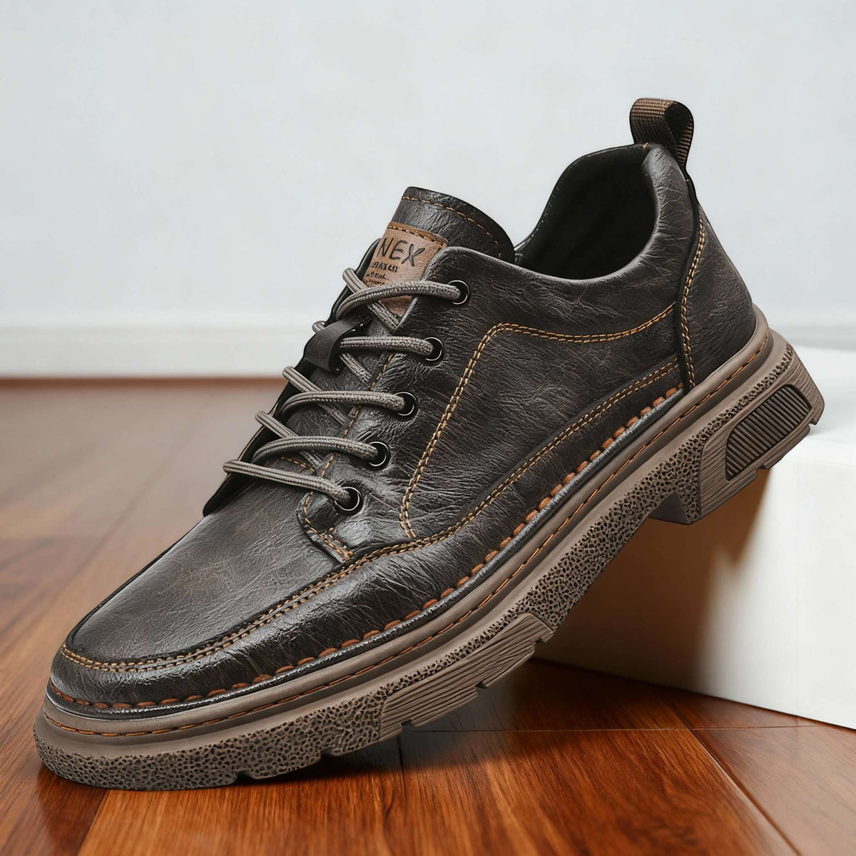 Bennett | Men's Leather Trainers