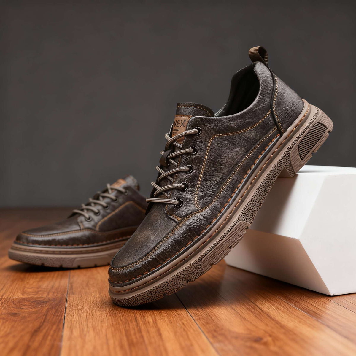 Bennett | Men's Leather Trainers