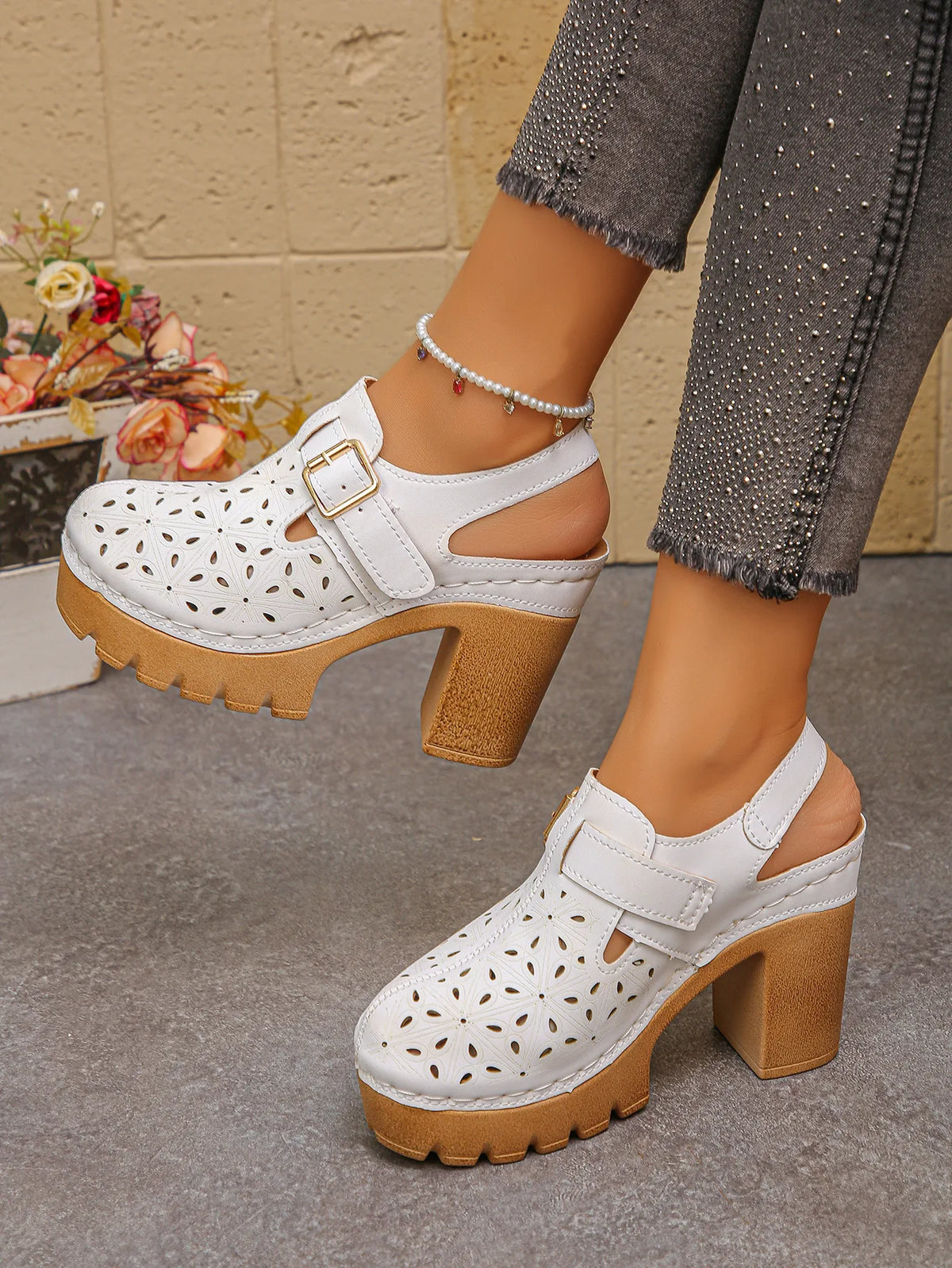 Georgiana | Women's Orthopedic Platform Clogs - White