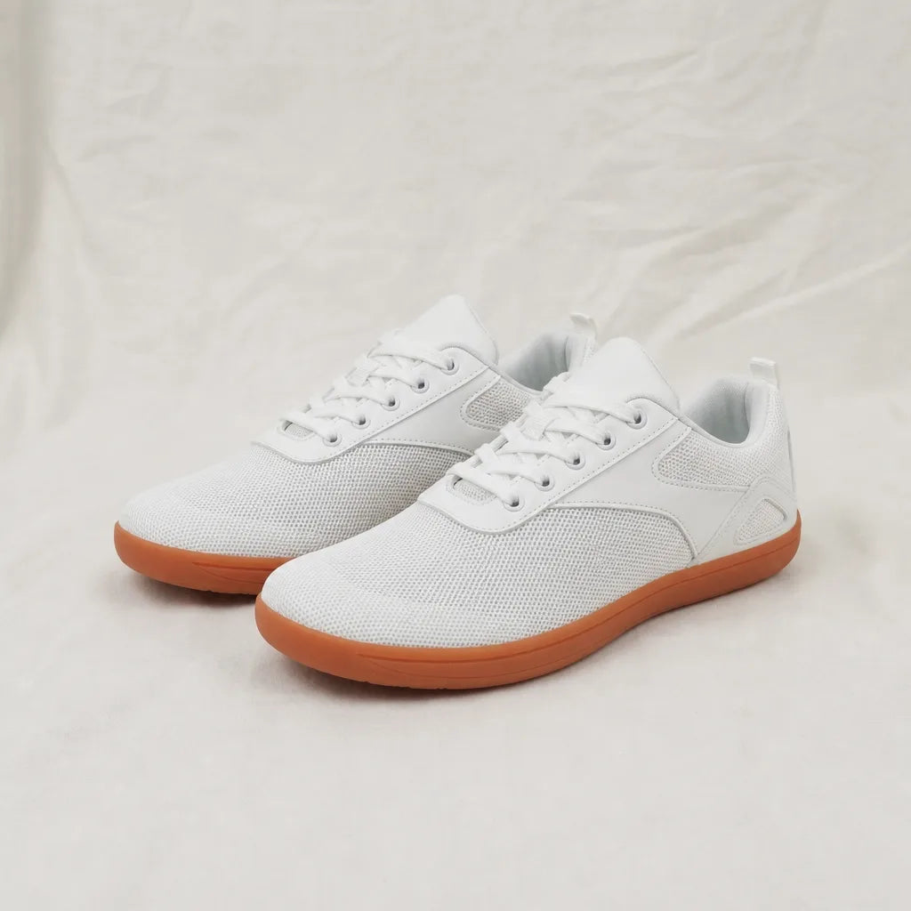 Larry Flyknit Sneakers - Color:White;Size:38