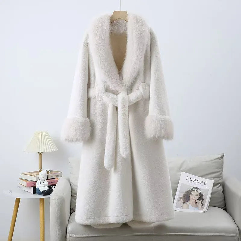 Lyra | Women's Long Fur-Collar Winter Coat - Size:XS;Color:White