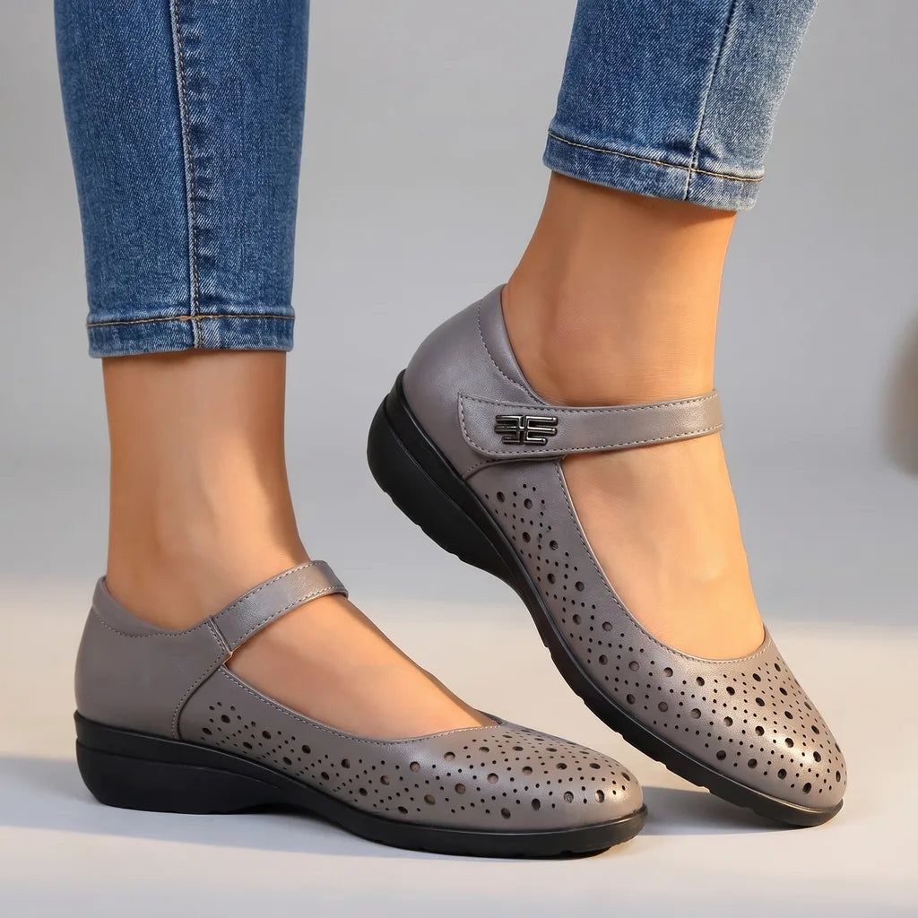 Mariah Cut-Out Flats - Color:Gray;Size:35