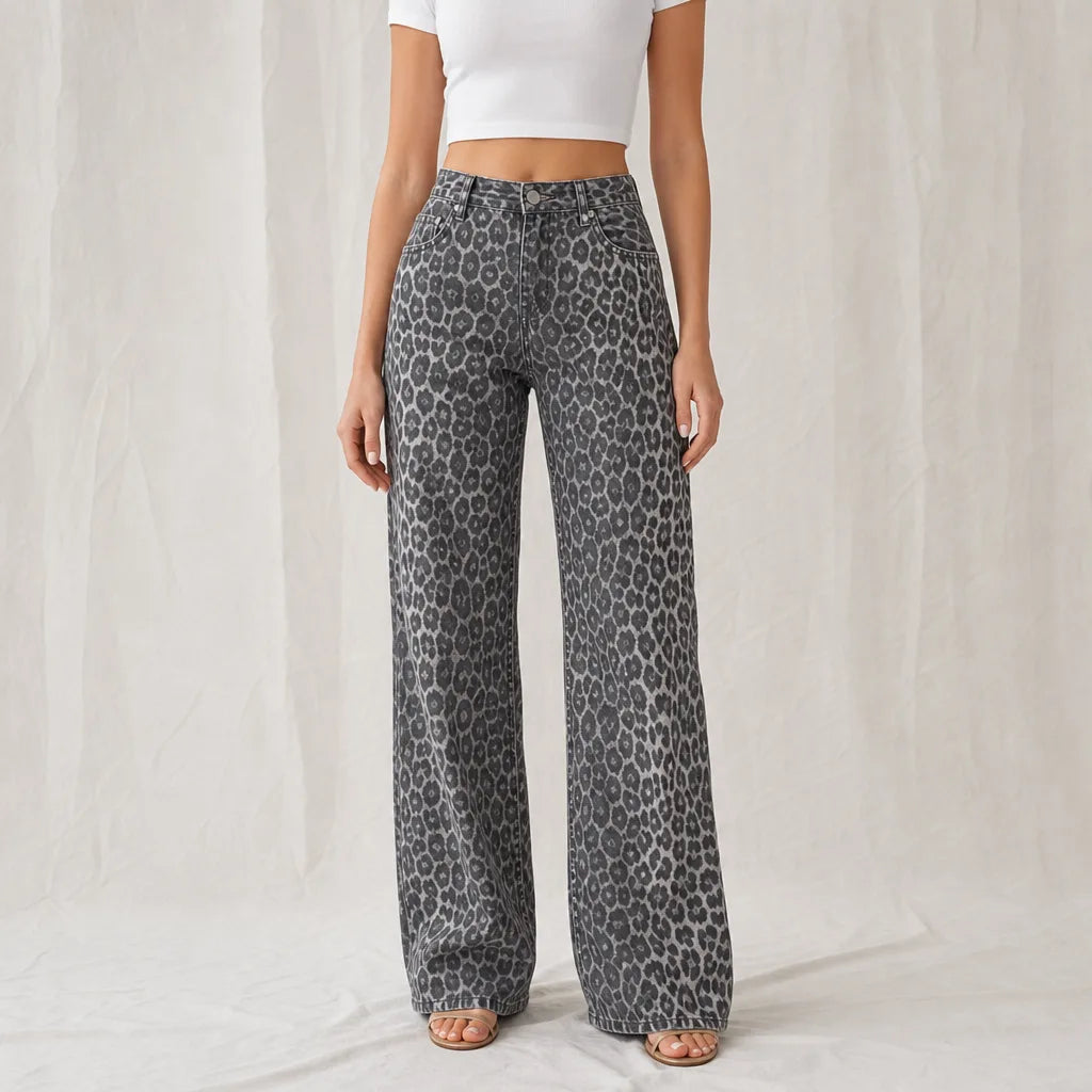 Remi Leopard Straight Jeans - Color:White;Size:S