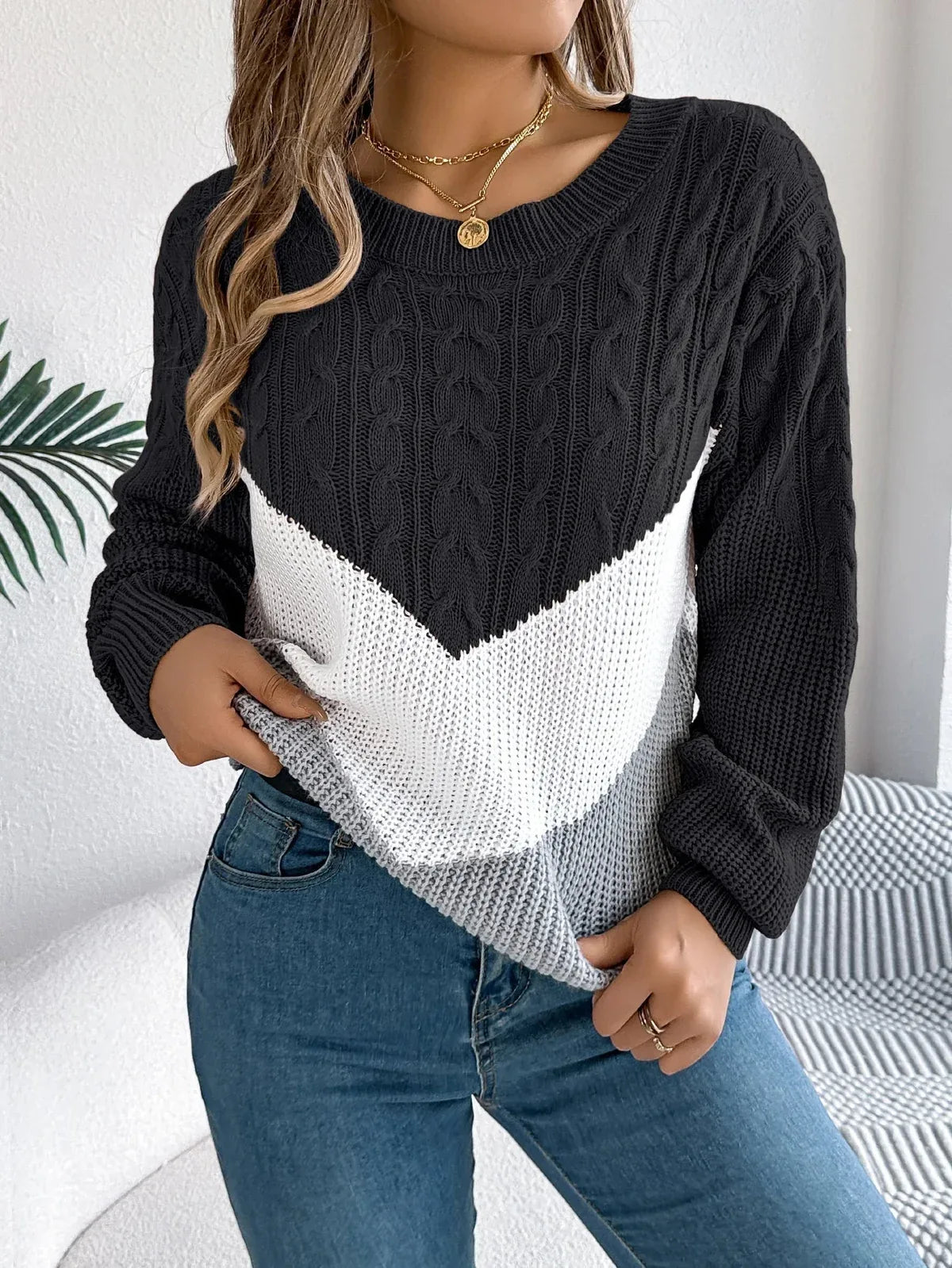 Sarah | Women's Cable Knitted Jumper - Color:Black;Size:S