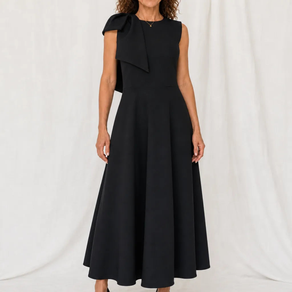 Stowe Bow Maxi Dress - Color:Black;Size:XS