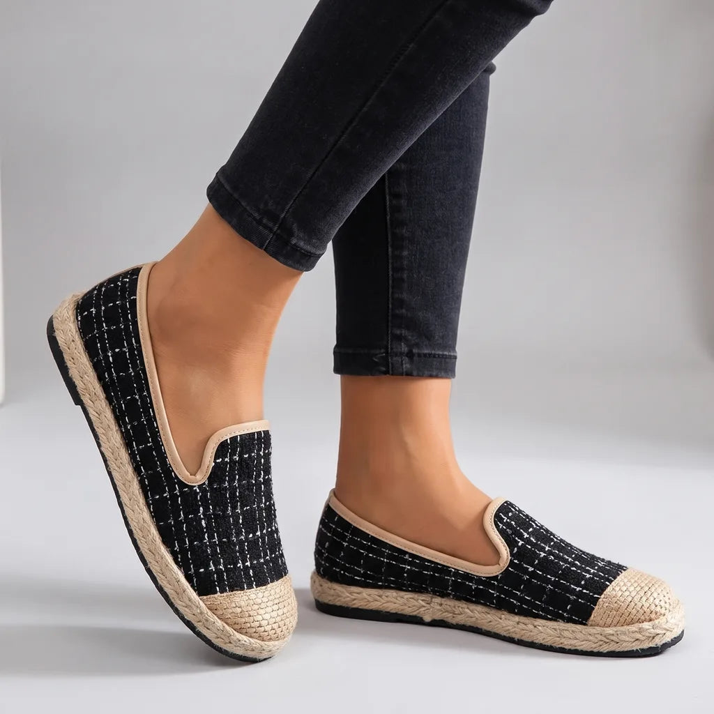 Sumaiya | Women's Orthopaedic Shoes  - Color:Black;Size:35