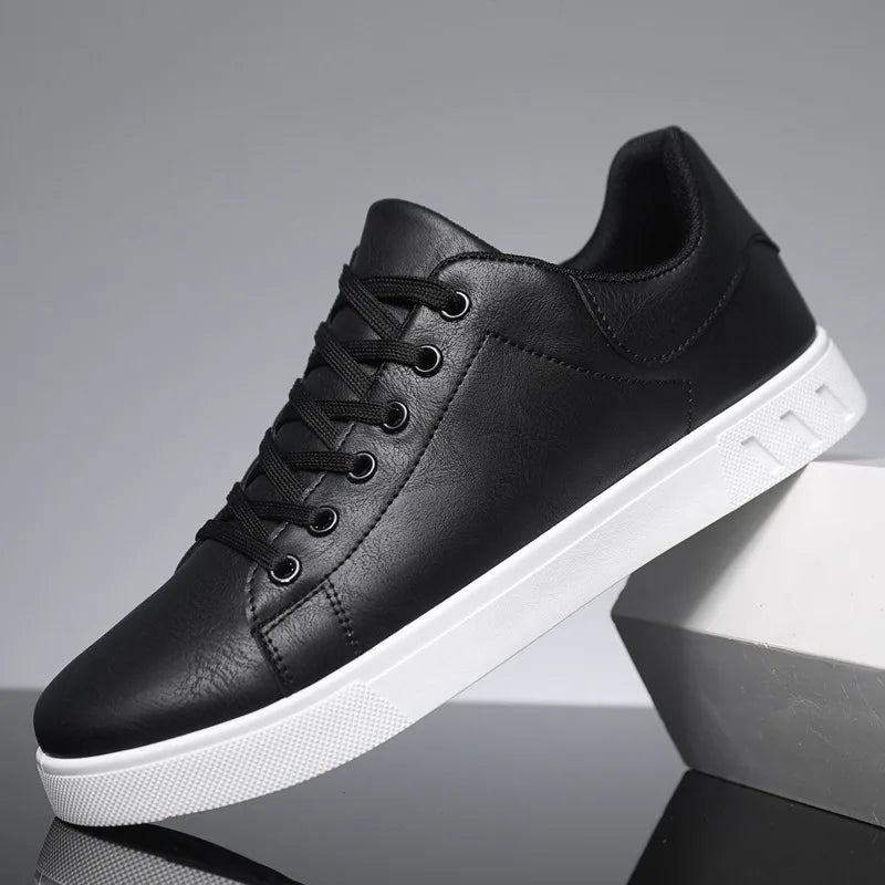 Wade | Men's Orthopaedic Trainers - Color:Black;Size:39