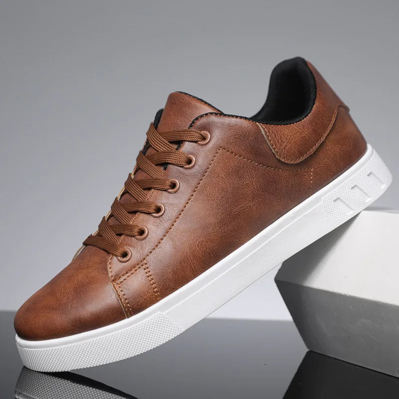 Wade | Men's Orthopaedic Trainers - Color:Brown;Size:39